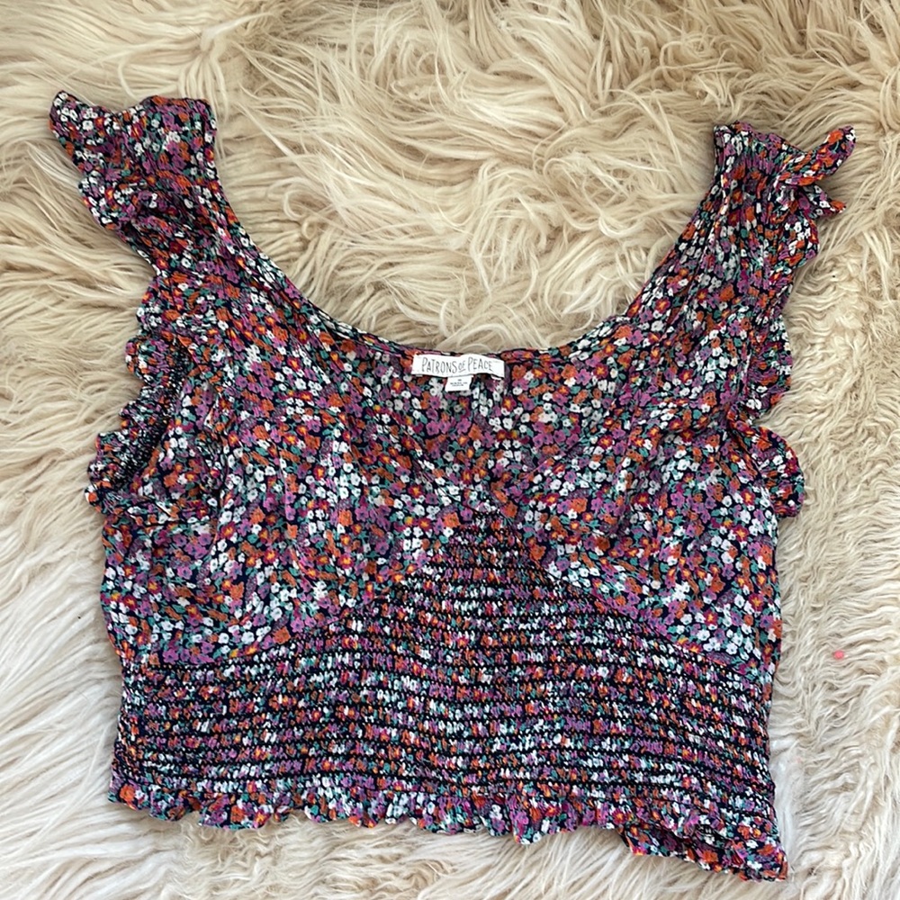 Patrons of peace floral crop top - Picture 2 of 4